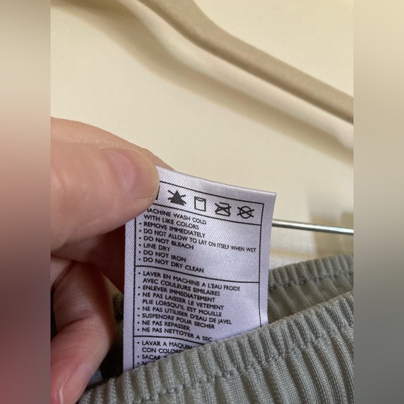 🌞Nike Kid’s Gray Track Pants with White and Black Stripes Down Each Side C - Picture 3 of 5